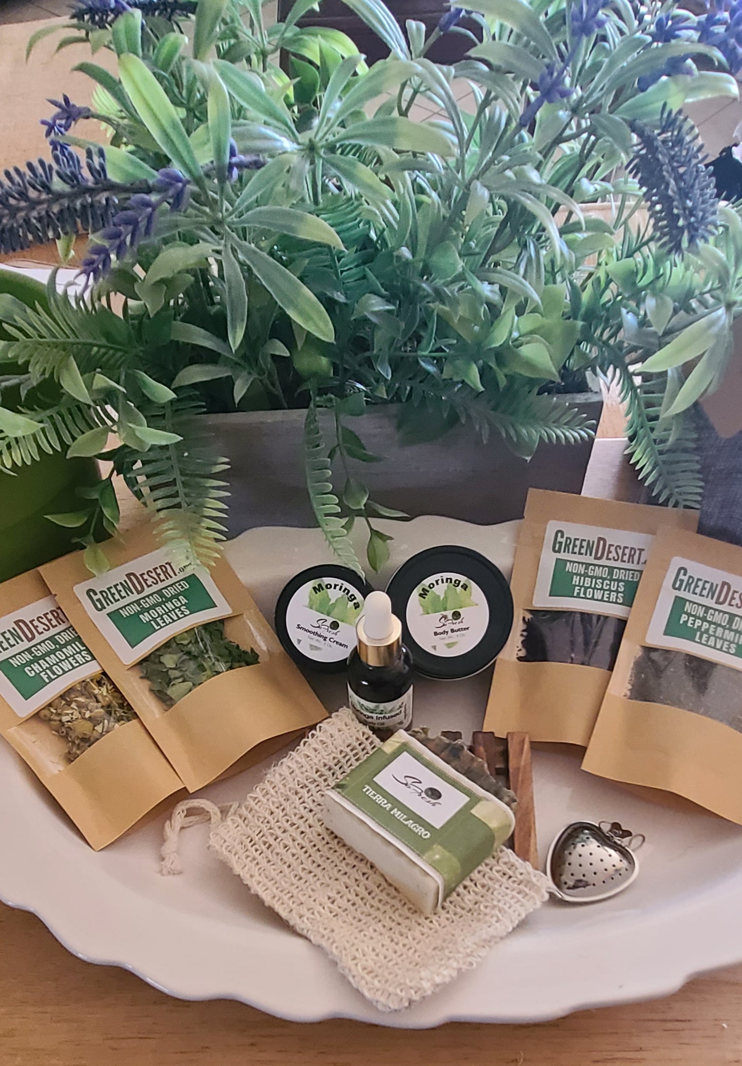 Moringa Gift Basket Set